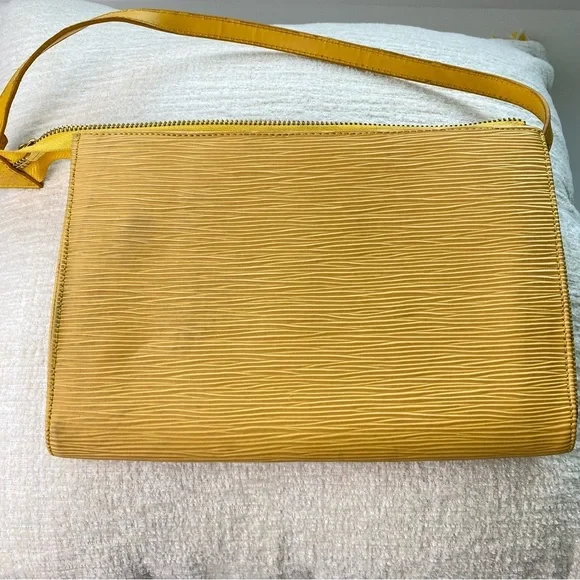 Vintage Louis Vuitton Yellow Epi Leather Pochette Clutch Bag - Picture 11 of 15